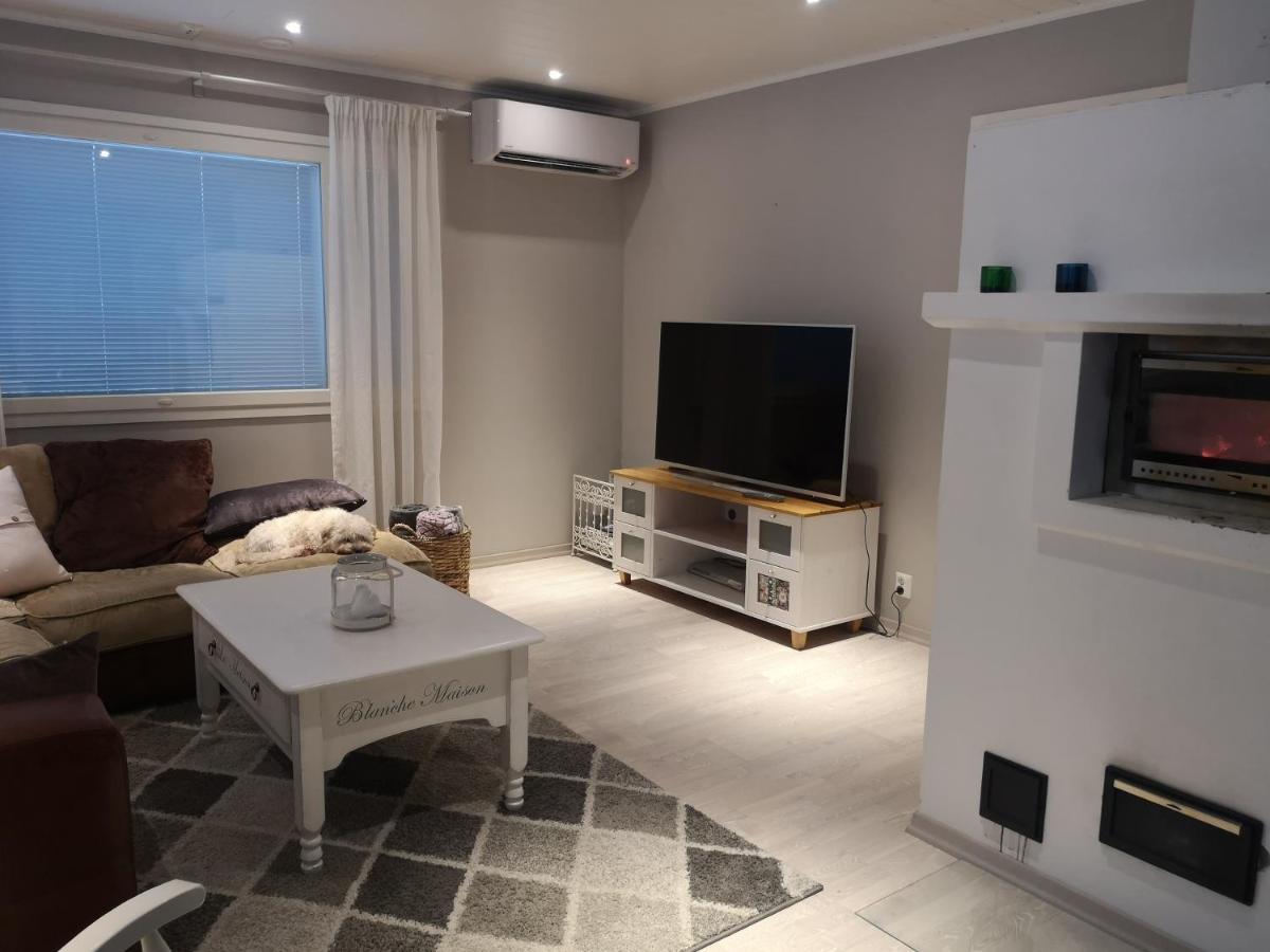 Cosy, Homely House With A Large Courtyard Saarenkyla Екстер'єр фото